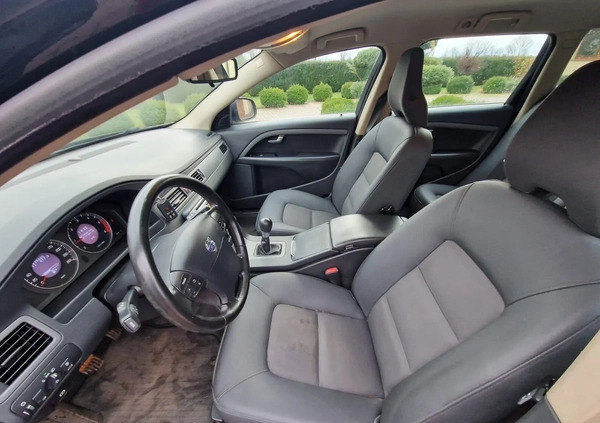 Volvo V70 cena 25777 przebieg: 235000, rok produkcji 2008 z Złoczew małe 277